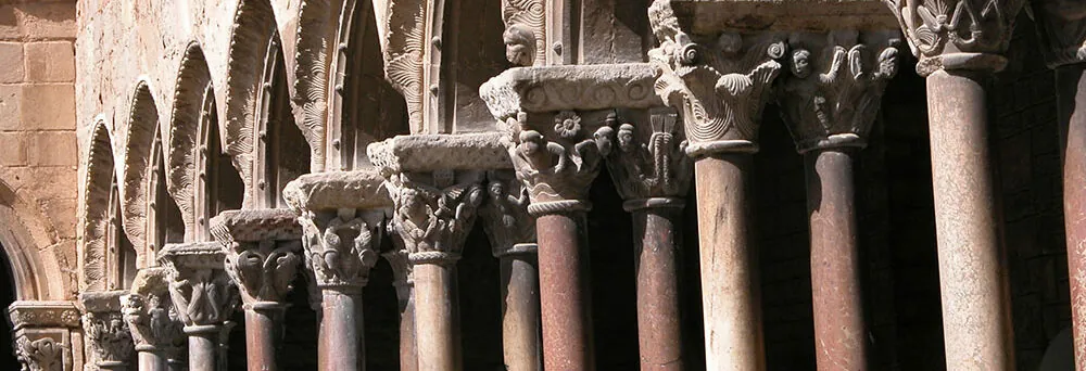Santa Maria de Ripoll - galeria romànica del claustre